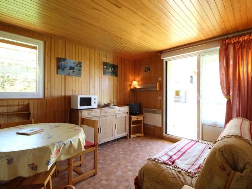 Appartement Les Carroz d'Arâches, 2 pièces, 4 personnes - FR-1-572-160 - Location saisonnière - Arâches-la-Frasse