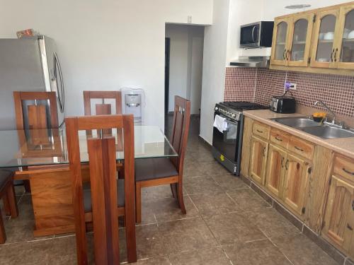 4 Bedroom 4 Bath & Laundry Room Apartment, Sosúa (Foto 6)