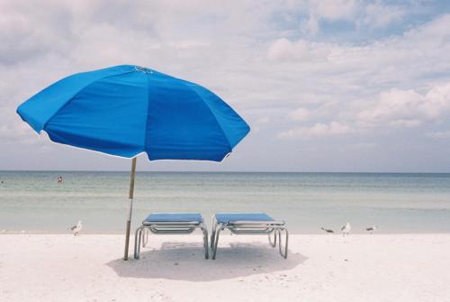 Photo - Tropical Beach Resorts - Sarasota