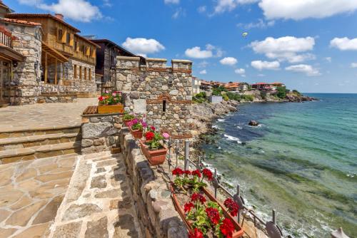 Tia Maria is situated in the southern part of the Sunny Beach Resort - image 9