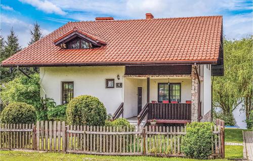 Pet Friendly Home In Lidzbark Warminski With Kitchen - Redy