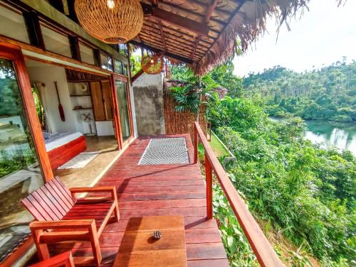 The River Hideaway The River Hideaway