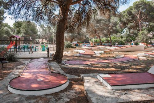 Apartamentos Cala Murada Minigolf