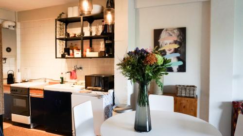 кухня, Retiro Chic Frente al Lago - A 1 Hora de Madrid, Pantano de San Juan in Лєганес