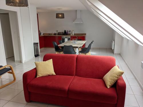 T2 lumineux à Perros-Guirec, plein centre-ville – khách sạn tại Keruncun