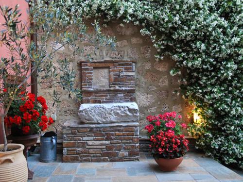 Boutique Hotel Kokkino Spiti - image 11