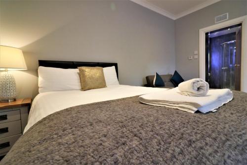 Picture of Signature - Lindin Cottage Room 1