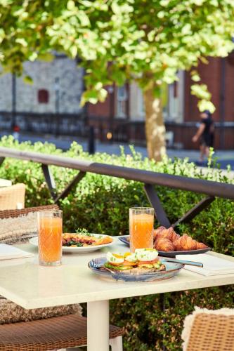 Altan/terrasse, Meliá White House in London