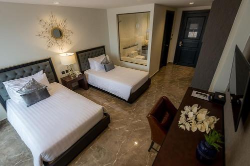 room detail thumbnail 0