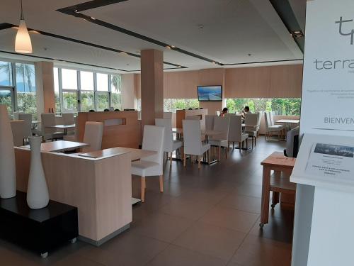 Hotel Sercotel Plana Parc - image 10