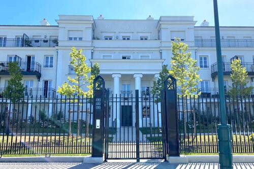 ***Suite Parklane* 5min Disney & Shopping * NEW*** near Disneyland Paris