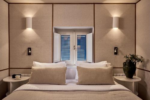 Superior Room Side Sea View image 8