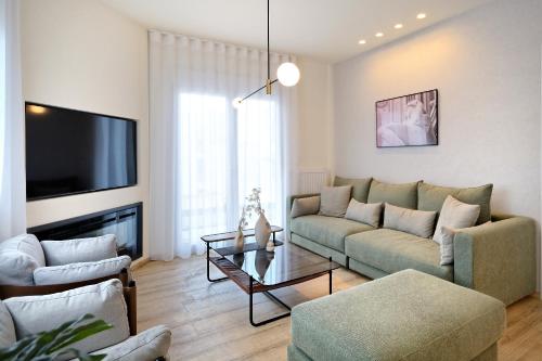 Eos Residence, Афины