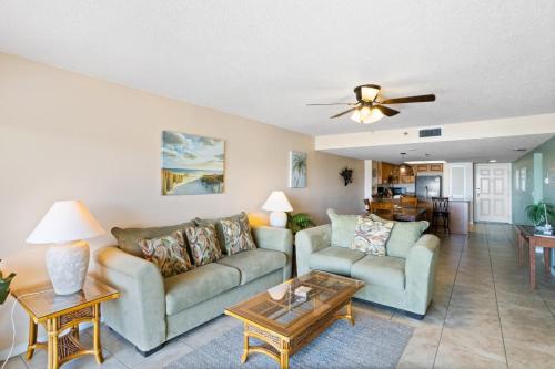 Beachfront Complex - 2b 2b - Beach Place #303 detail