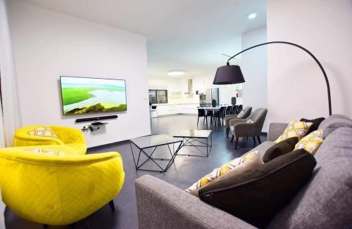 פלאז'ה בוטיק in Pki'in