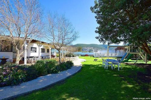 פלאז'ה בוטיק in Pki'in