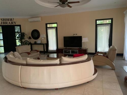 Room in House - Casa De Playa Alegria, Flamingo,