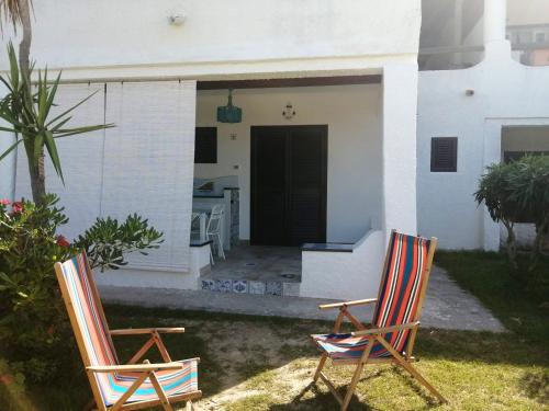 2 bedrooms house at Vulcano 100 m away from the beach with enclosed garden