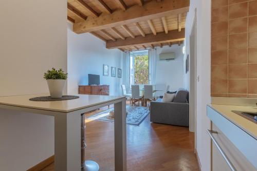  GuestHost - Palazzo Manfredini Exclusive & Deluxe Apartment in Ferrara