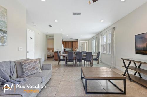 7541-Luxury Villa by Disney Pool Hot Tub thumb 4