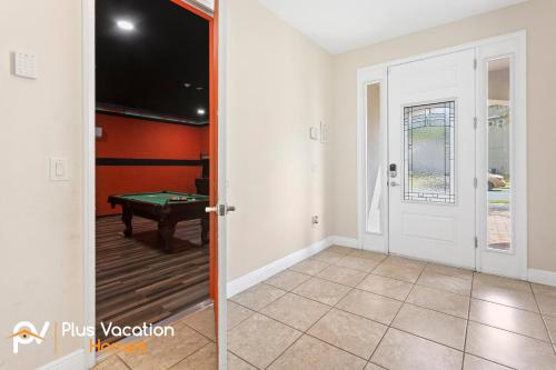 7541-Luxury Villa by Disney Pool Hot Tub - image 11