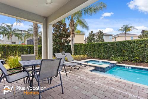 7541-Luxury Villa by Disney Pool Hot Tub - image 12