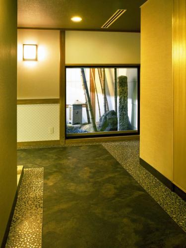 Ryokan Hirashin