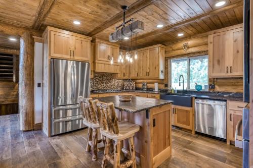 Railway River Retreat RRR in South Fork, USA