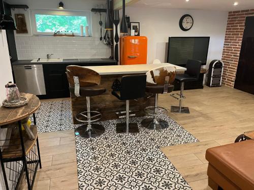 Haus am See (Teich) in 基赫多夫