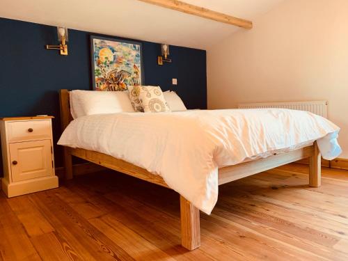 The Chestnuts Holiday Cottages - image 5