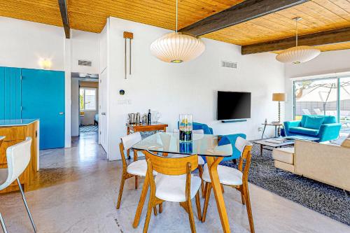 Sunnyview in Palm Springs Permit# 3266 in Palm Springs, USA