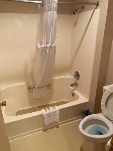 Malibu Inn – Wisconsin Dells, WI