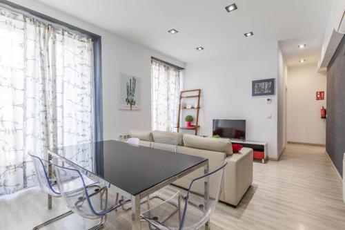  Spacious flat puerta del sol, Pension in Madrid