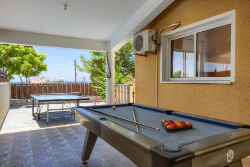 Three-Bedroom Villa image 10