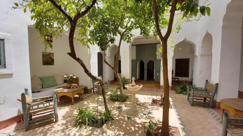 Dar El Kharaz – Marrakech, KY