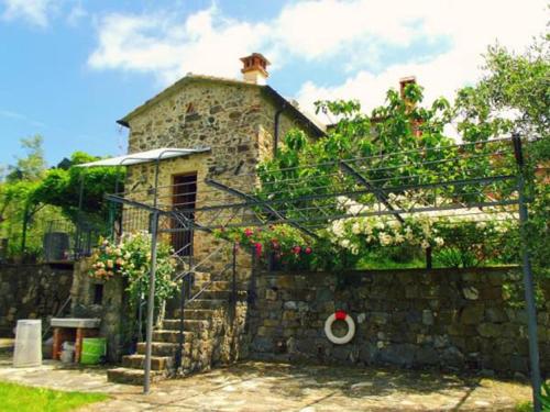  Agriturismo Brasino, Pension in Fosdinovo