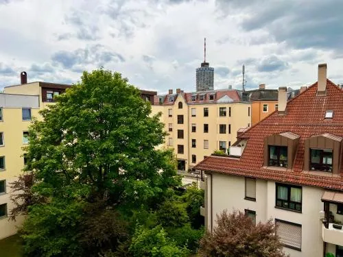 Apartment Skyline by Aux Property in Augsburg, Deutschland