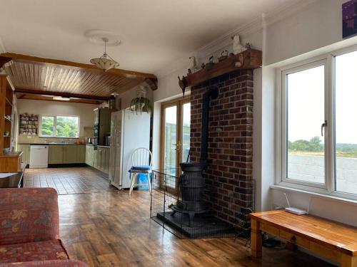 4 bedroom family home with EV charger on site