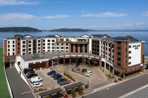 Silver Cloud Hotel Tacoma at Point Ruston Waterfront – Tacoma, WA