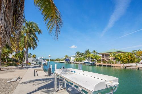 Fisherman's Canal Getaway