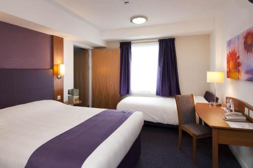 Premier Inn Glasgow City - George Square