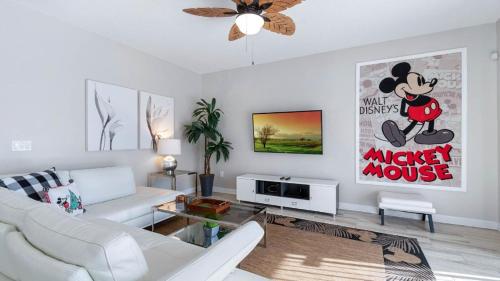 Cozy St Bart's Pool Resort Home - image 6