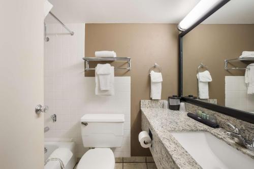 Best Western Riverfront Inn - image 8