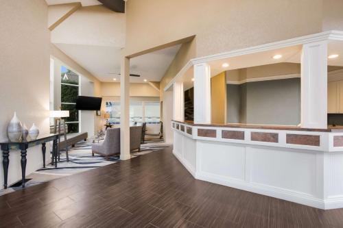 Best Western Harbour Pointe Lakefront in Saint Ignace, USA