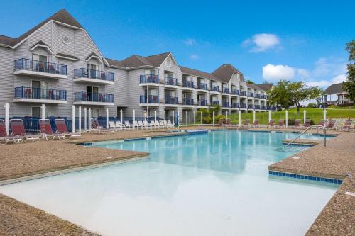 Best Western Harbour Pointe Lakefront in Saint Ignace, USA