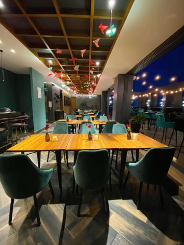 391013451 Becquer Hotel Guadalajara