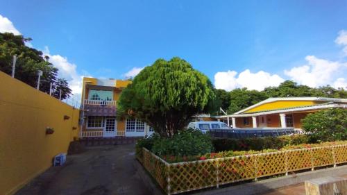 B&B San Andrés - Hotel Campestre Dorado SAI - Bed and Breakfast San Andrés