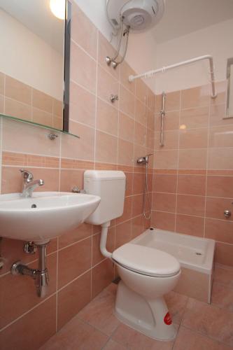 Apartments by the sea Podgora Makarska - 6846 - image 4