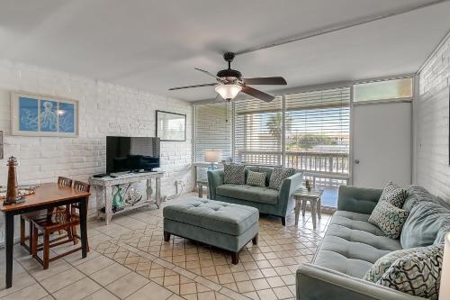 Sunny Beaches - image 2