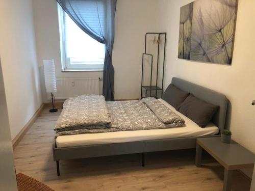 studio m - Stylish Central City Business Apartment for 5 guests